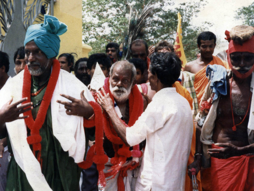 1988 Pada Yatra arrival to Kataragama