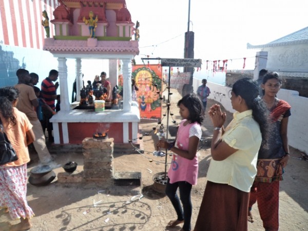 Kathirgama Kandan pilgrims climb Katiraimalai