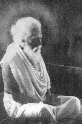 Yogaswami walked Pāda Yātrā from Jaffna to Kataragama in 1910.